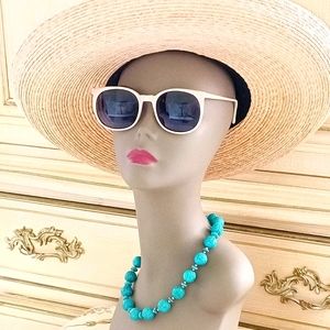 VTG "RALPH LAUREN" CREME COLOR PLASTIC SUNGLASSES!